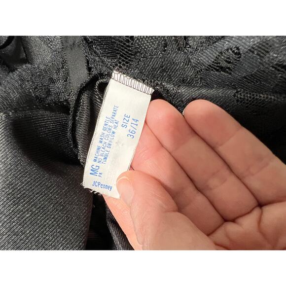 Vintage JCPenney Black Lace Slip 36/14 - Picture 8 of 10